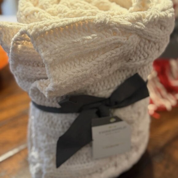 NEW Target Threshold Cable Knit Throw Blanket 50x60” | Beige Neutral Chenille - Picture 2 of 5